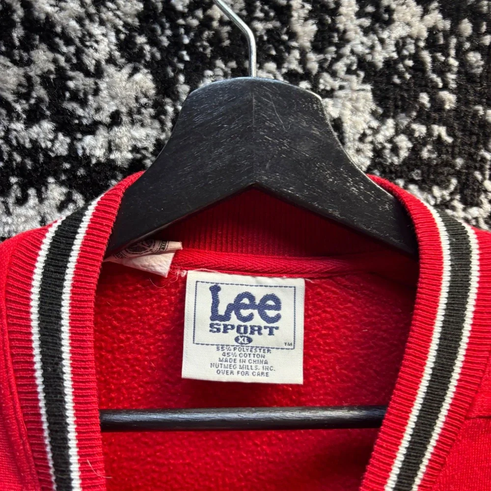 Vintage Lee Sport Chicago Blackhawks NHL Sweatshirt Red Mens XL Embroidered 90s - Picture 3 of 5